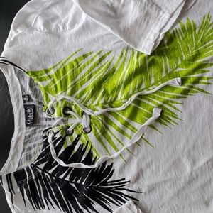 Graphic T-shirt With Tie Front and 3/4 Sleeves